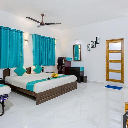 Baga Fantacia Beach Inn 칼랑굿 외부 사진