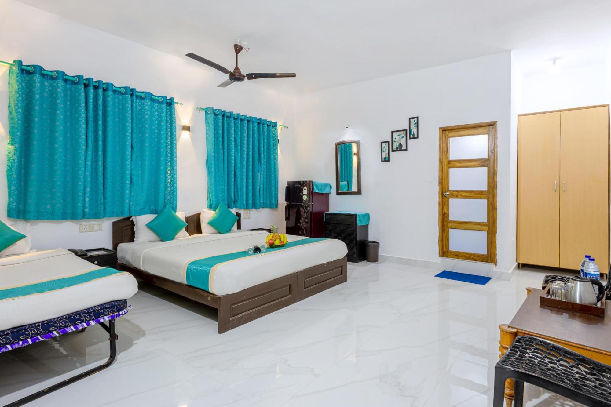 Baga Fantacia Beach Inn 칼랑굿 외부 사진