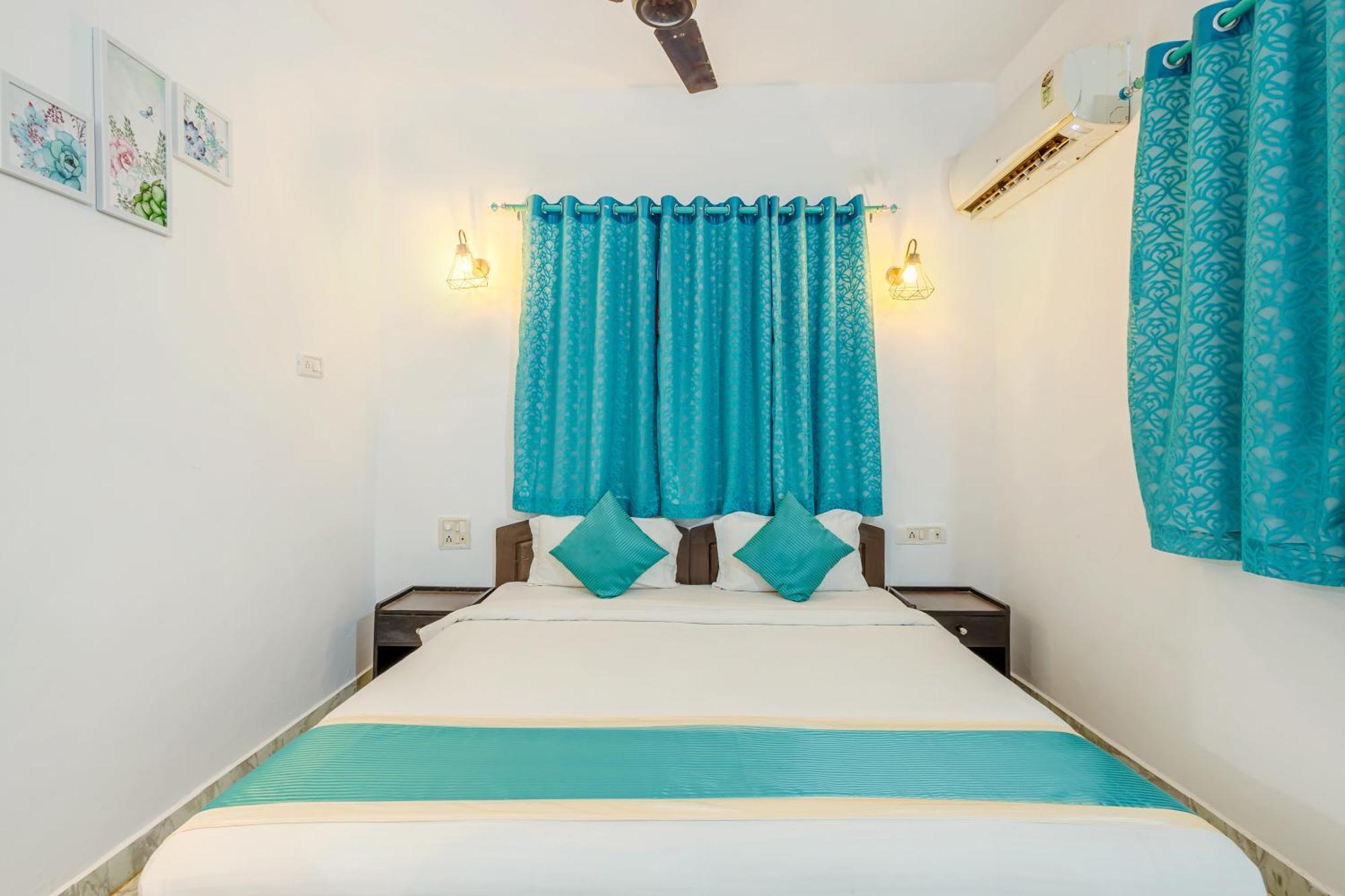 Baga Fantacia Beach Inn 칼랑굿 외부 사진
