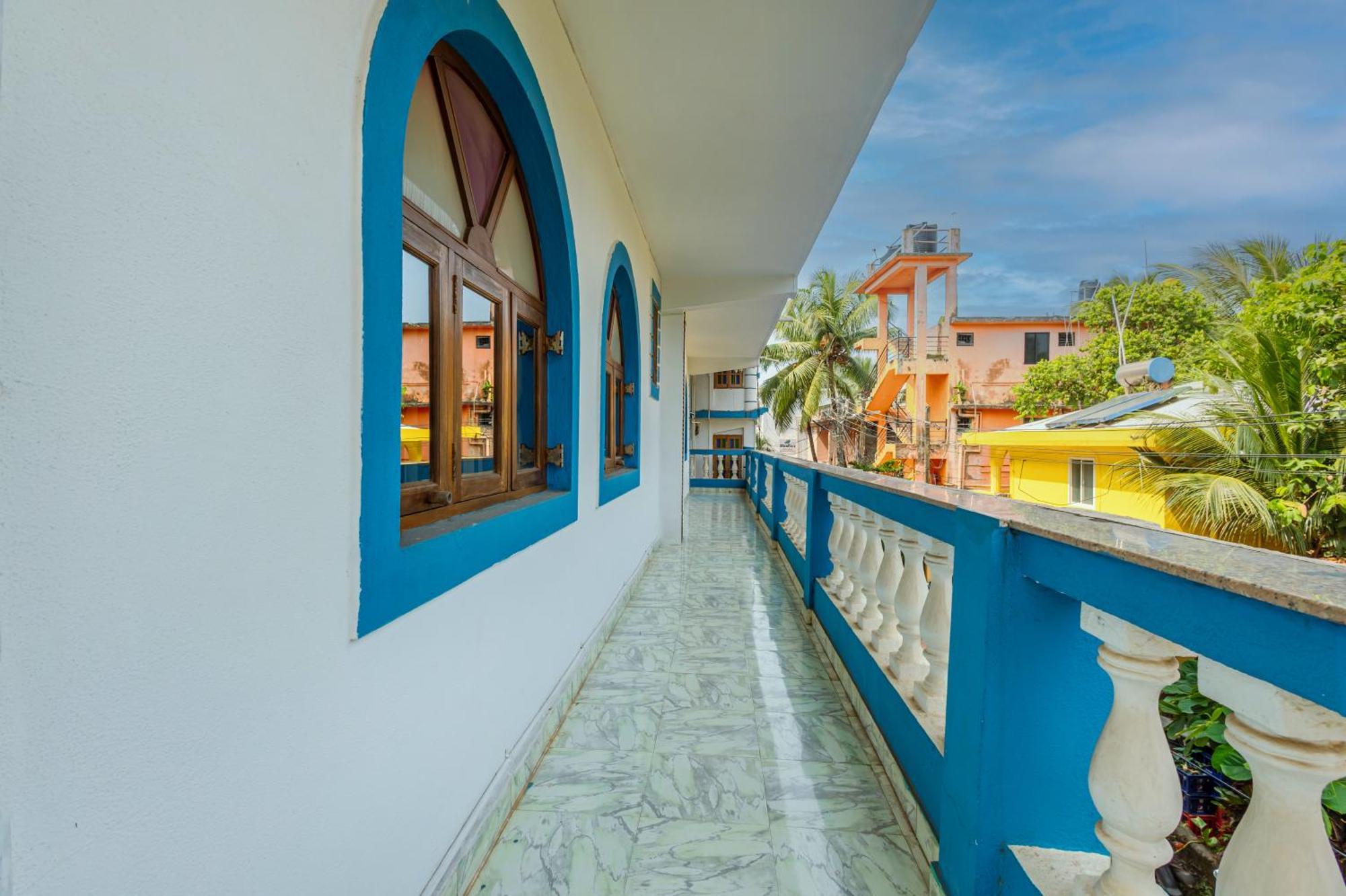 Baga Fantacia Beach Inn 칼랑굿 외부 사진