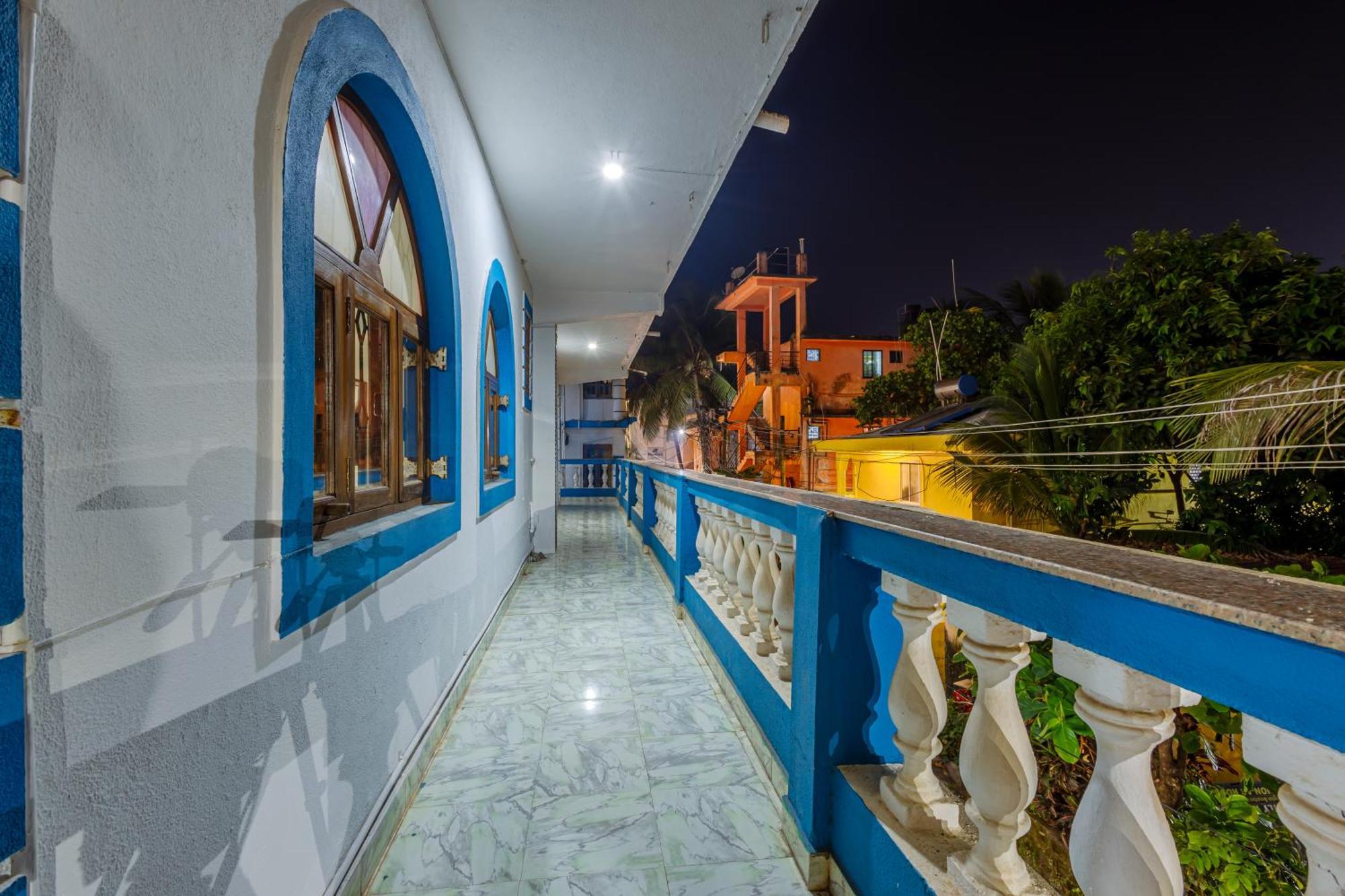 Baga Fantacia Beach Inn 칼랑굿 객실 사진